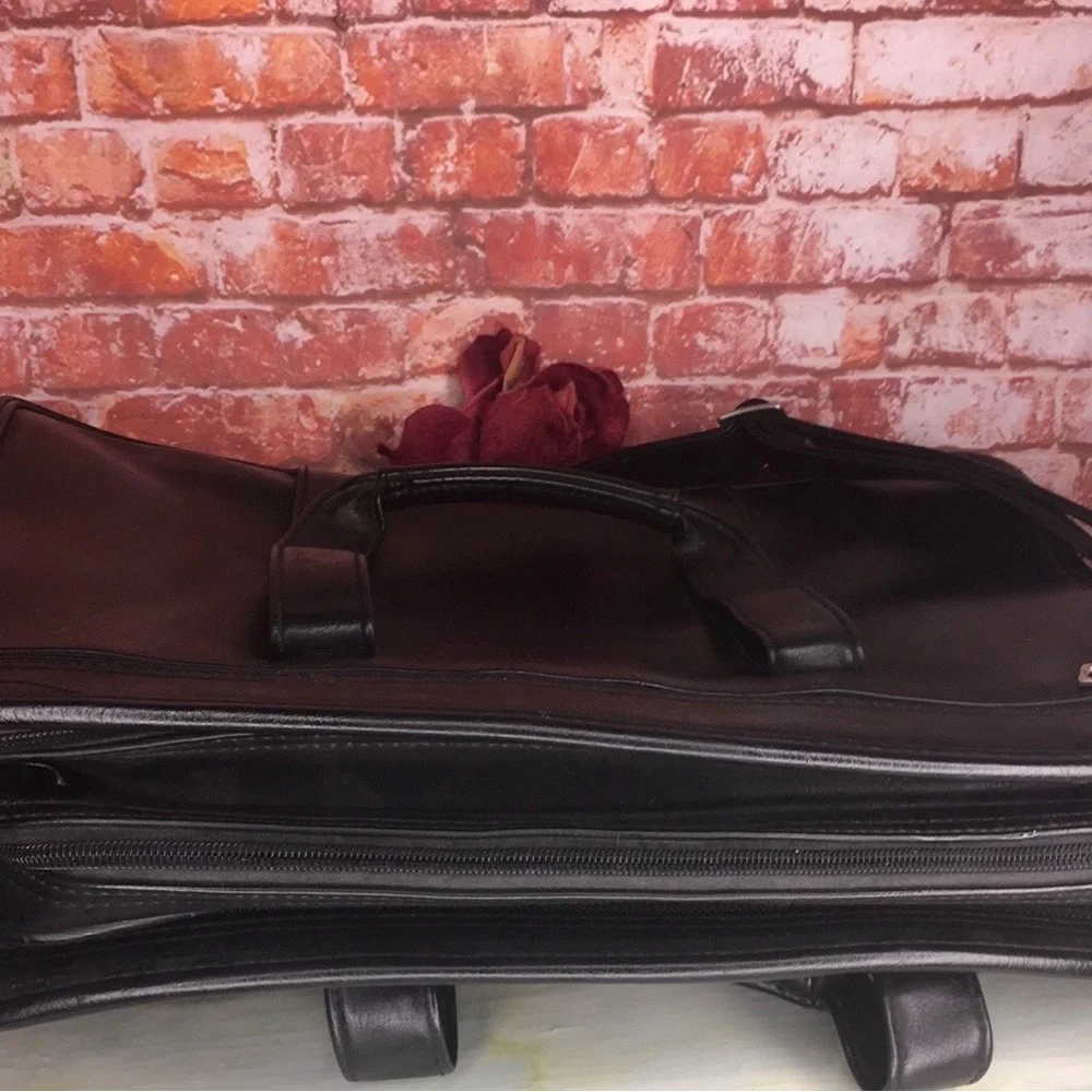 Vintage Black Faux Leather Laptop Bag